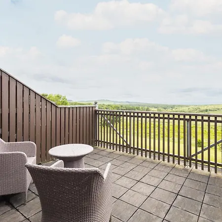 Host & - Bowscale Apartment